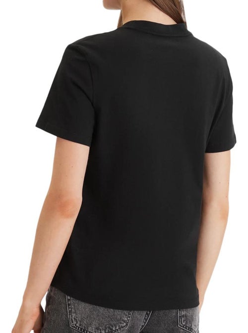 T-Shirt Femme Calvin Klein Jeans - Kiabi T-Shirt Femme Calvin Klein Jeans - Kiabi