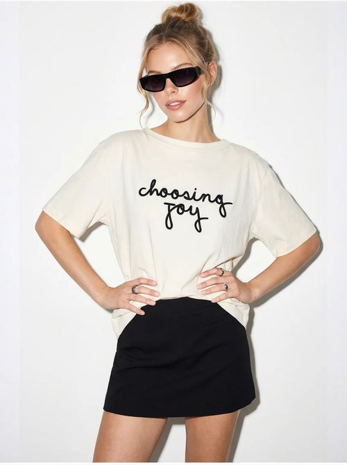 T-shirt femme en coton à col bateau et imprimé lucci - Kiabi T-shirt femme en coton à col bateau et imprimé lucci - Kiabi