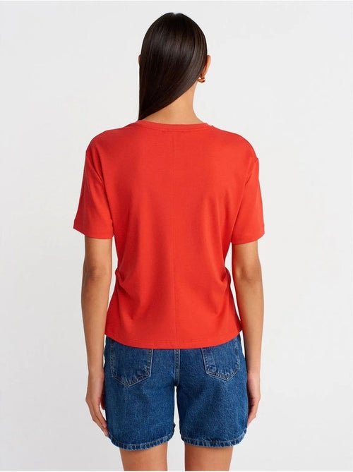 T-shirt femme en coton à col rond avec fente dilvin - Kiabi