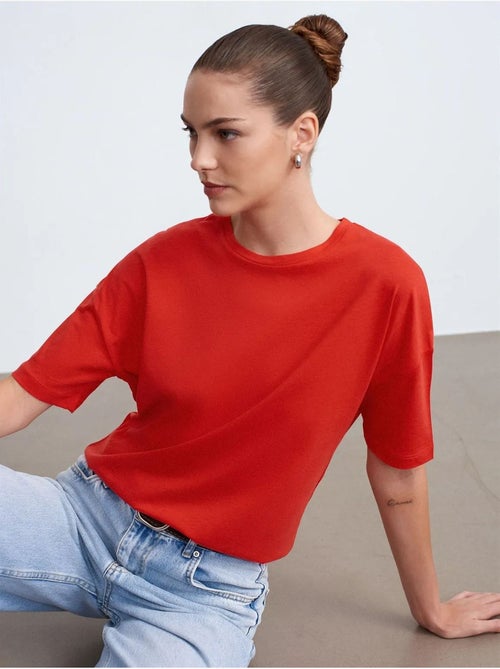 T-shirt femme en coton à col rond dilvin - Kiabi T-shirt femme en coton à col rond dilvin - Kiabi