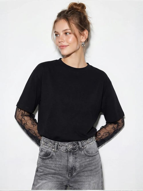 T-shirt femme oversize à col rond lucci - Kiabi T-shirt femme oversize à col rond lucci - Kiabi