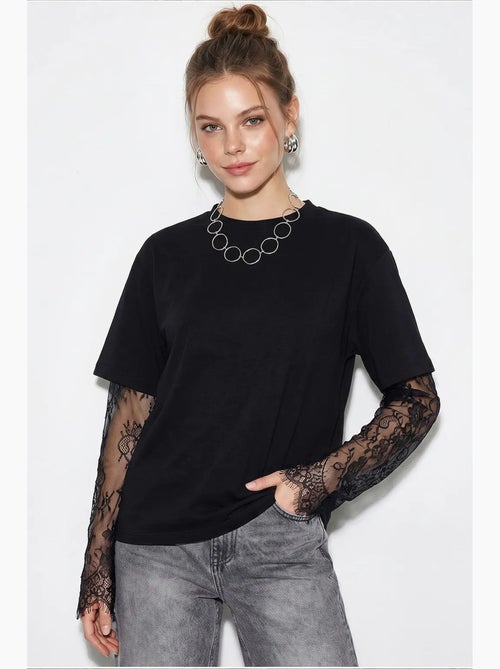 T-shirt femme oversize à col rond lucci - Kiabi T-shirt femme oversize à col rond lucci - Kiabi