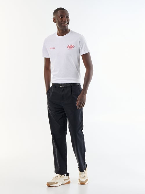 T-shirt homme en coton à col rond avec motif placé - Kiabi T-shirt homme en coton à col rond avec motif placé - Kiabi