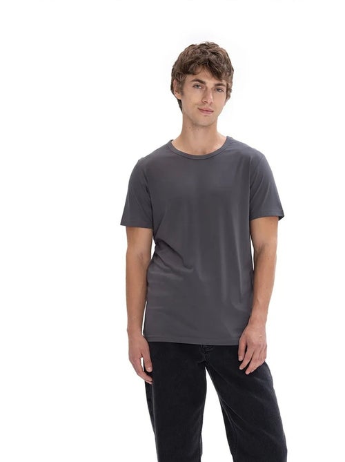 T-shirt homme uni à col rond giesto - Kiabi T-shirt homme uni à col rond giesto - Kiabi
