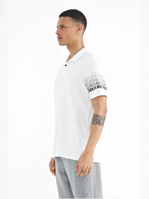 T-shirt imprimé à col polo tommy - Kiabi T-shirt imprimé à col polo tommy - Kiabi