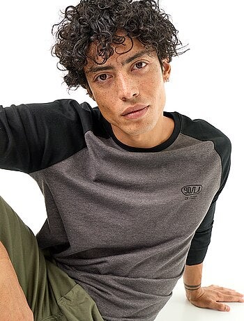 T-shirt imprimé avec manches longues raglan