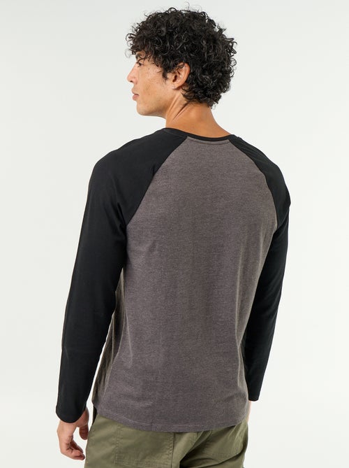 T-shirt imprimé avec manches longues raglan - Kiabi