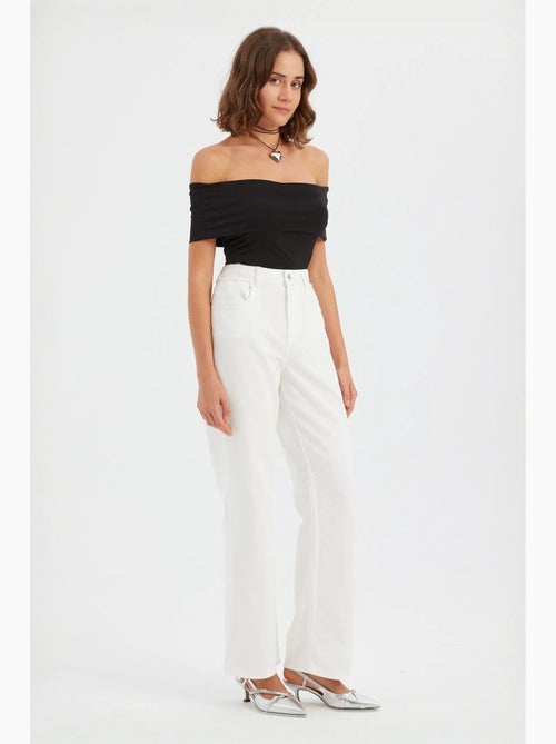 T-shirt kort off shoulder gesmockt aansluitend korte mouw hiccup - Kiabi T-shirt kort off shoulder gesmockt aansluitend korte mouw hiccup - Kiabi