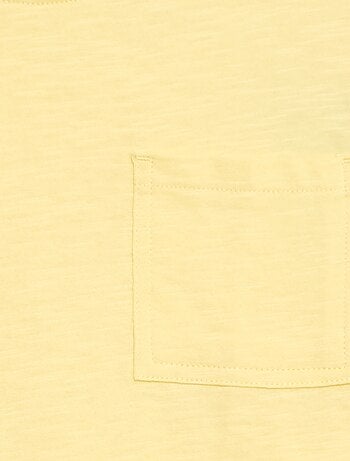 T-shirt loose