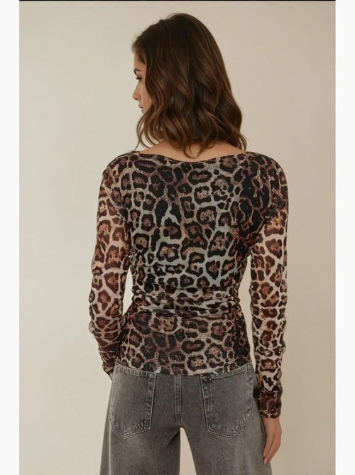 T-shirt luipaardprint boothals drapering lange mouw hiccup - Kiabi T-shirt luipaardprint boothals drapering lange mouw hiccup - Kiabi