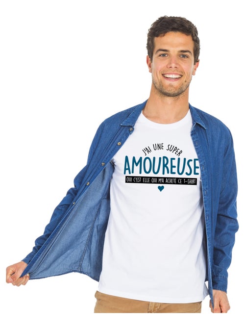 T-shirt Man - J'AI UNE SUPER AMOUREUSE (OUI C'EST ELLE QUI M'A ACHETÉ CE T-shirt Man - - Kiabi T-shirt Man - J'AI UNE SUPER AMOUREUSE (OUI C'EST ELLE QUI M'A ACHETÉ CE T-shirt Man - - Kiabi