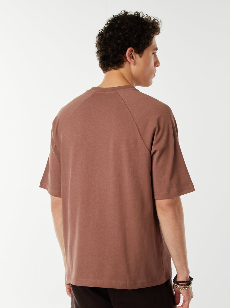 T-shirt manches courtes raglan imprimé Marron - Kiabi
