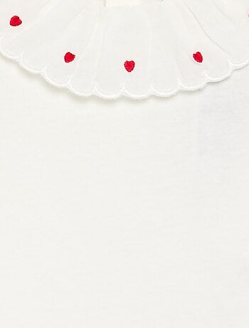 T-shirt met Claudinekraag