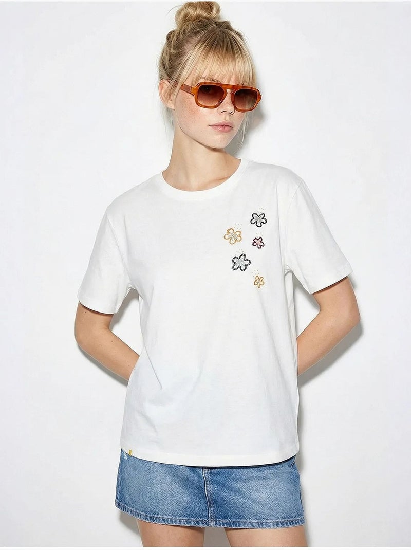 T-shirt met geborduurde bloemenprint en ronde hals lucci Wit - Kiabi