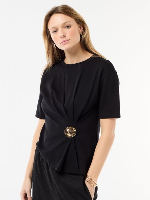 T-shirt met gedrapeerde korte mouwen en fantasiejuweel - Kiabi