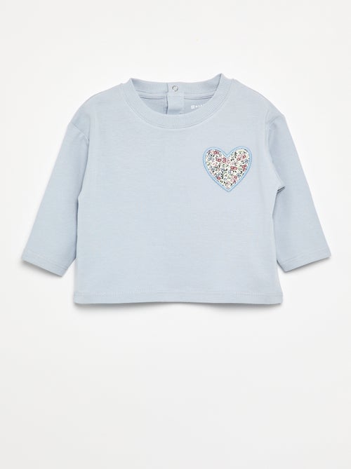 T-shirt met hartjespatch op de borst - Kiabi