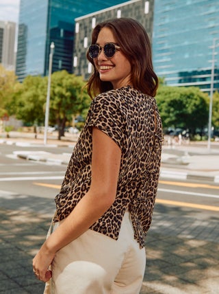 T-shirt met korte mouw en blote rug