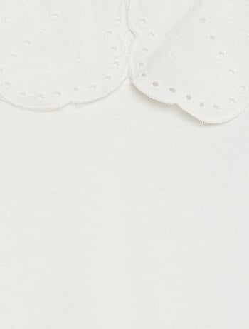 T-shirt met korte mouw en broderie anglaise