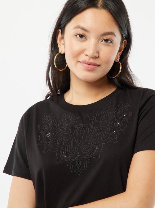 T-shirt met korte mouw en leuk borduursel - Kiabi