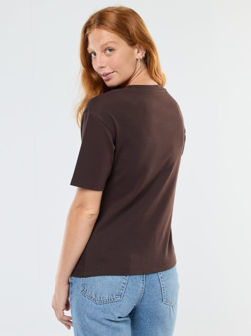 T-shirt met korte mouw met sieraaddetail en gedraaid effect - Kiabi