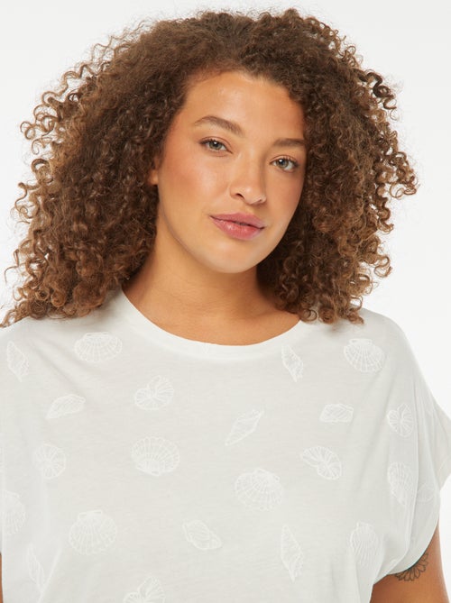 T-shirt met korte mouwen en all-over borduursel - Kiabi