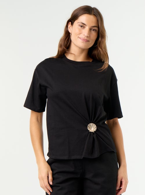 T-shirt met korte mouwen en goudkleurige schelp - Kiabi
