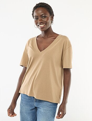 T-shirt met korte mouwen en V-hals