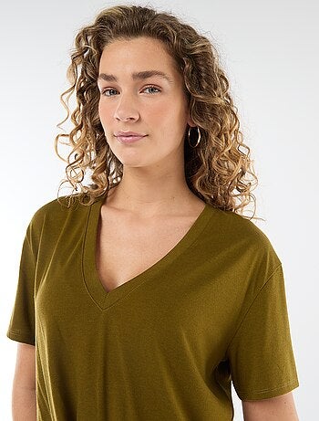 T-shirt met korte mouwen en V-hals