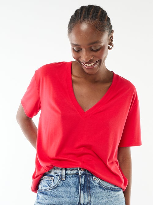 T-shirt met korte mouwen en V-hals - Kiabi T-shirt met korte mouwen en V-hals - Kiabi