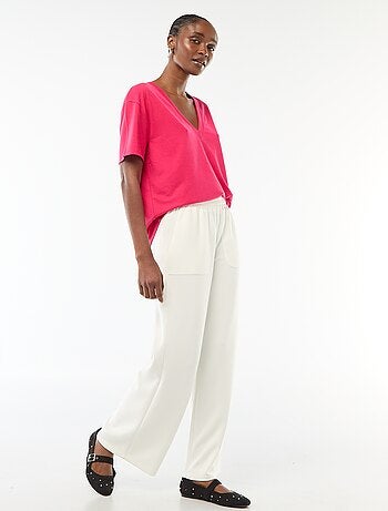 T-shirt met korte mouwen en V-hals