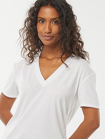 T-shirt met korte mouwen en V-hals