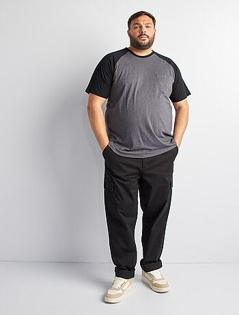 T-shirt met korte raglanmouwen en borstzakje