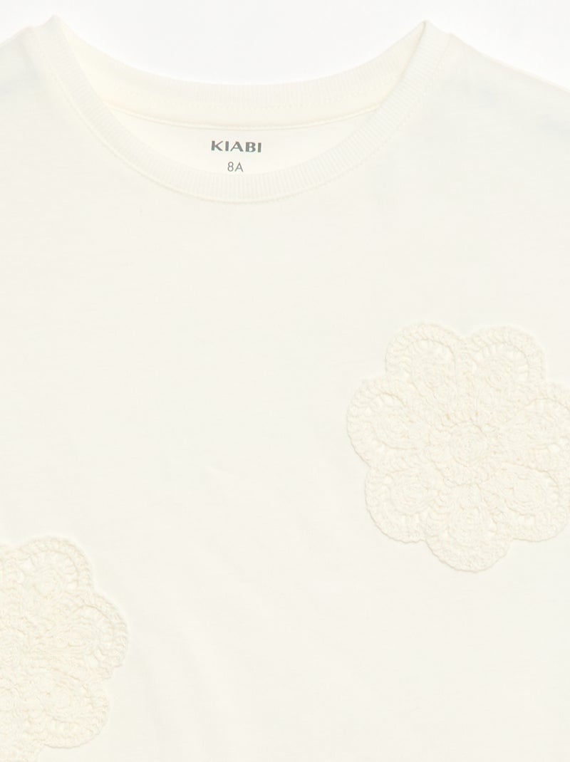 T-shirt met macramébloemen Wit - Kiabi
