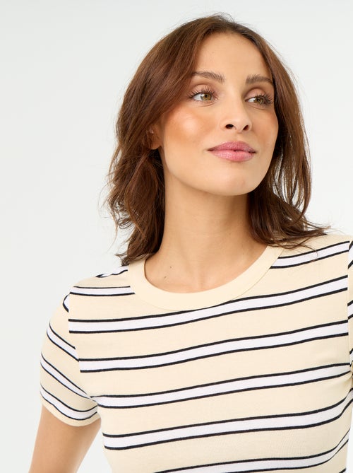 T-shirt met print en korte mouwen met motief - Kiabi T-shirt met print en korte mouwen met motief - Kiabi