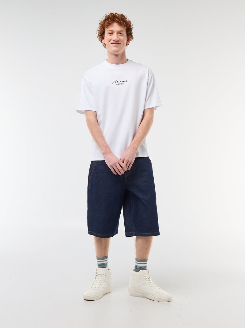 T-shirt met ronde hals en contrasterend borduursel Wit - Kiabi