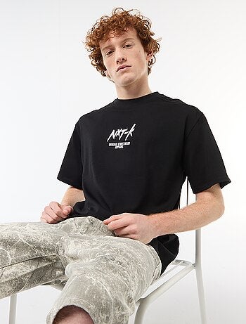 T-shirt met ronde hals en contrasterend borduursel