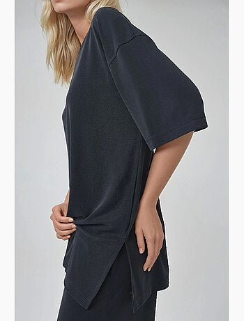 T-shirt met ronde hals en korte mouwen met splitdetail busem