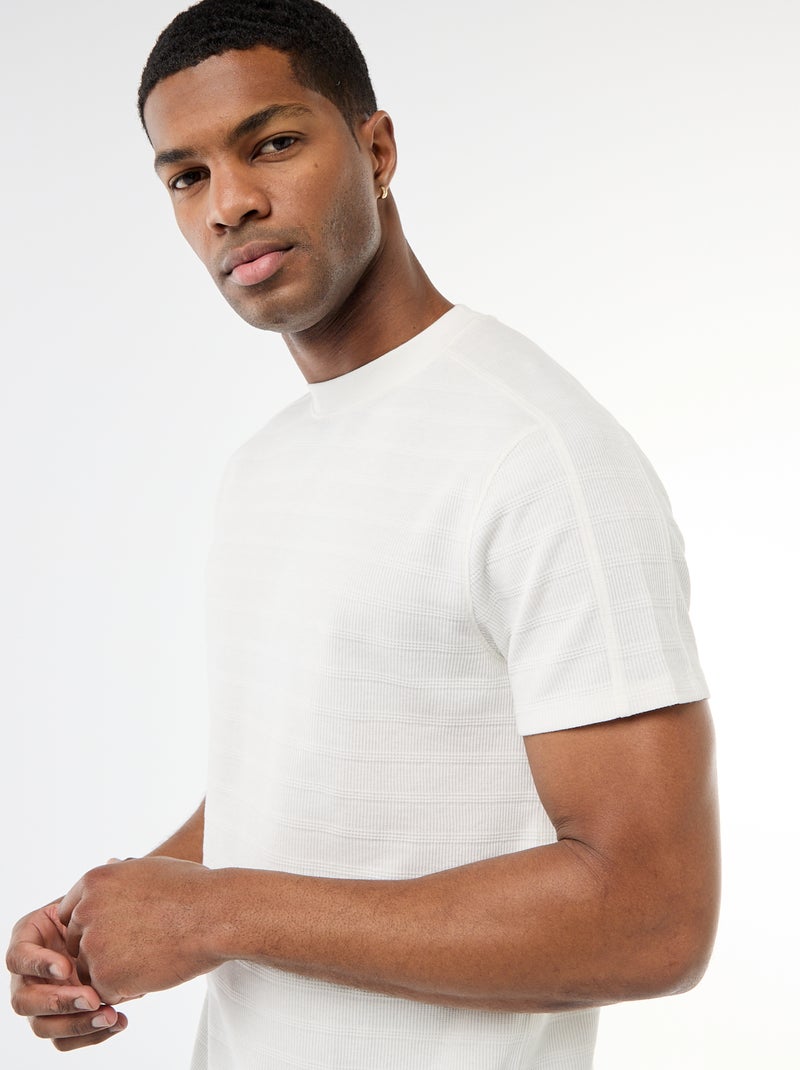 T-shirt met ronde hals en korte mouwen van gewafelde stof Wit - Kiabi