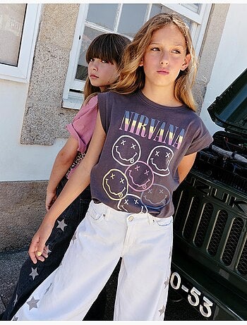 T-shirt Nirvana, MO Fashion