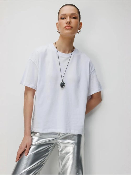 T-shirt oversize à col rond et fente mixray - Kiabi T-shirt oversize à col rond et fente mixray - Kiabi