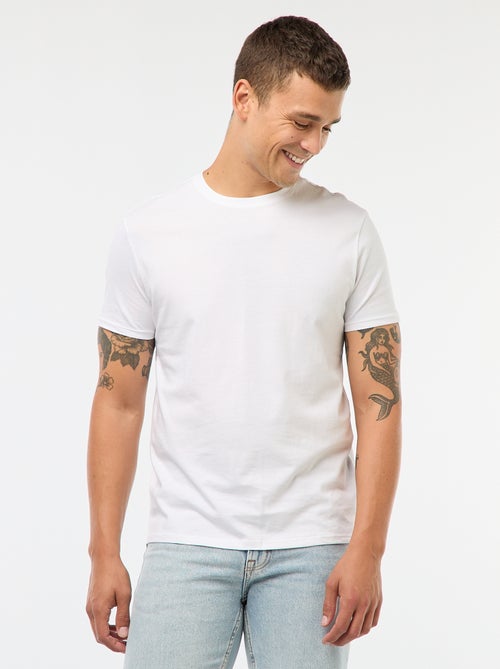 T-shirt pour Homme en jersey uni à col rond - Kiabi T-shirt pour Homme en jersey uni à col rond - Kiabi