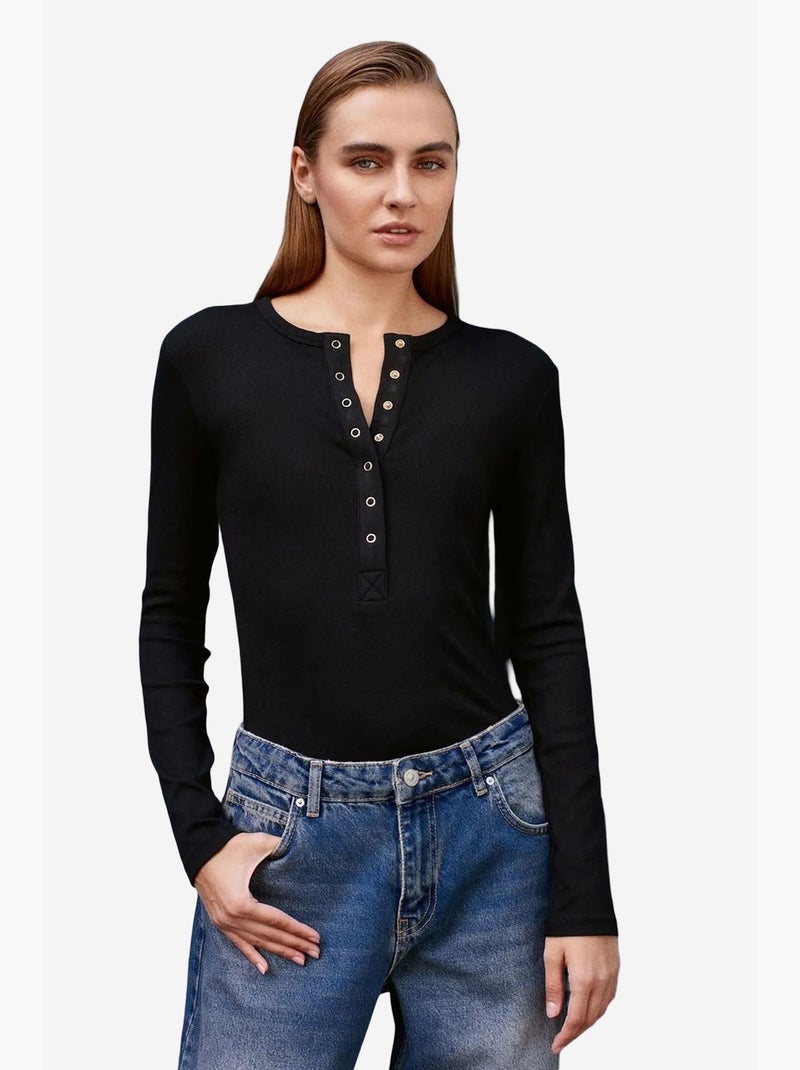 T-shirt ronde hals lange mouw rib met knopen dilvin Zwart - Kiabi