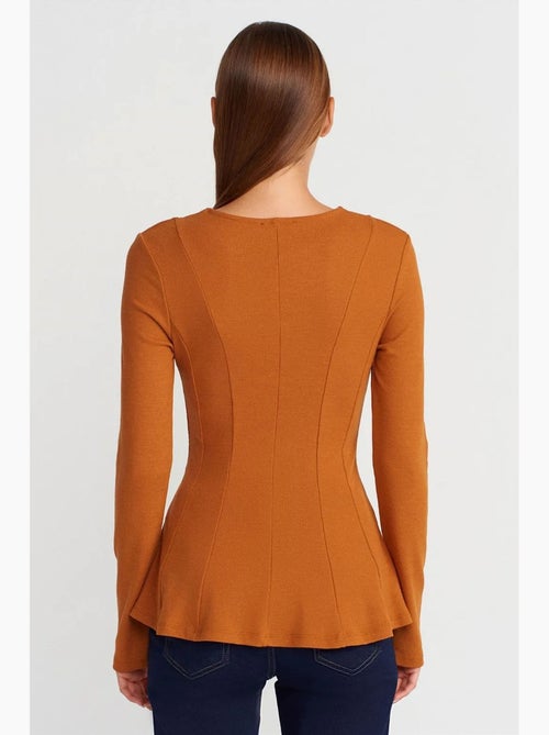 T-shirt structuur peplum lange mouwen dilvin - Kiabi T-shirt structuur peplum lange mouwen dilvin - Kiabi