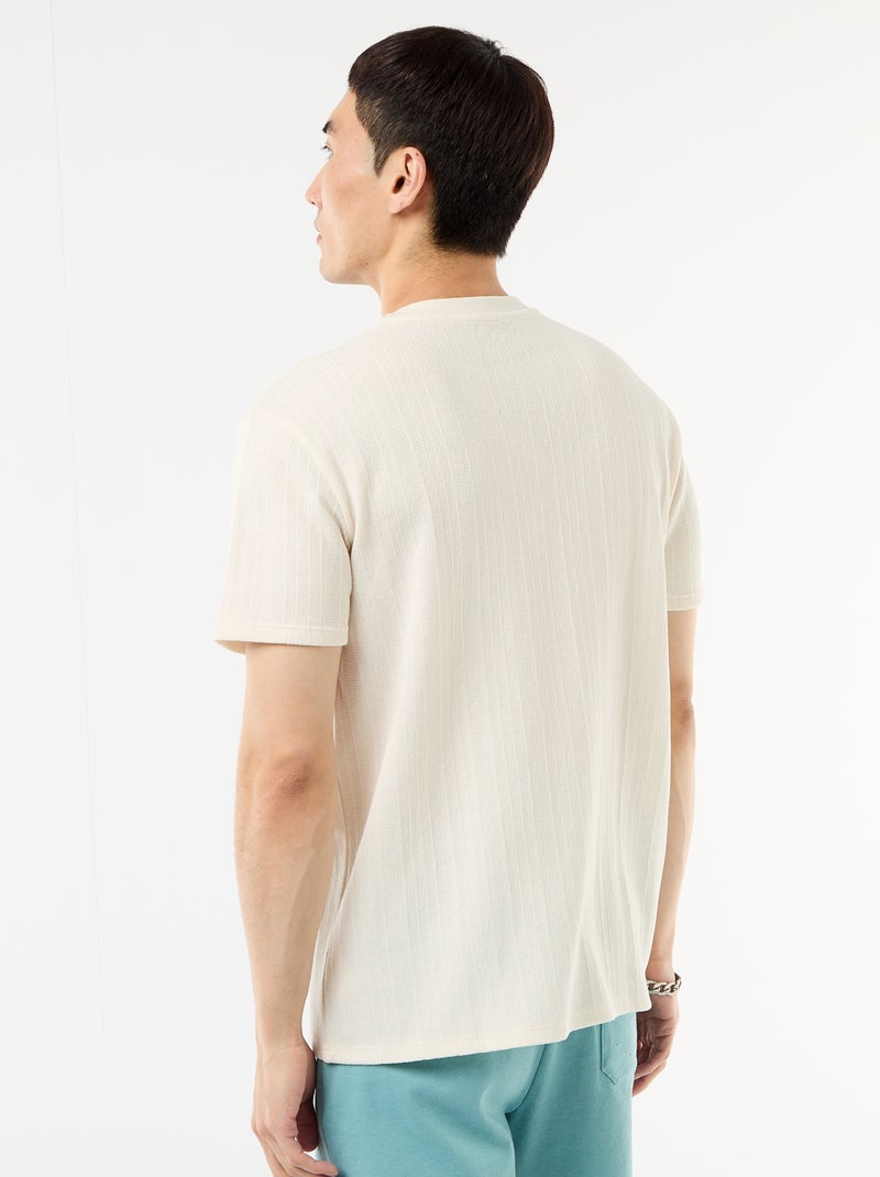 T-shirt uni à manches courtes en maille fantaisie Blanc - Kiabi
