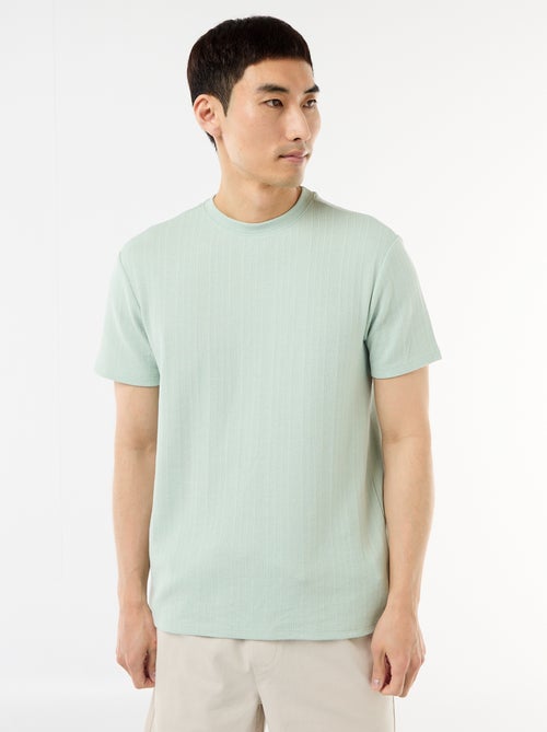 T-shirt uni à manches courtes en maille fantaisie - Kiabi