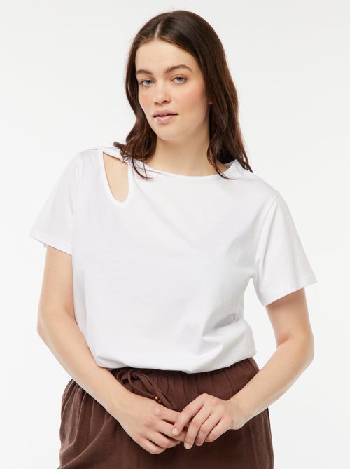 T-shirt uni avec fente ajourée avec effet twxité - Kiabi