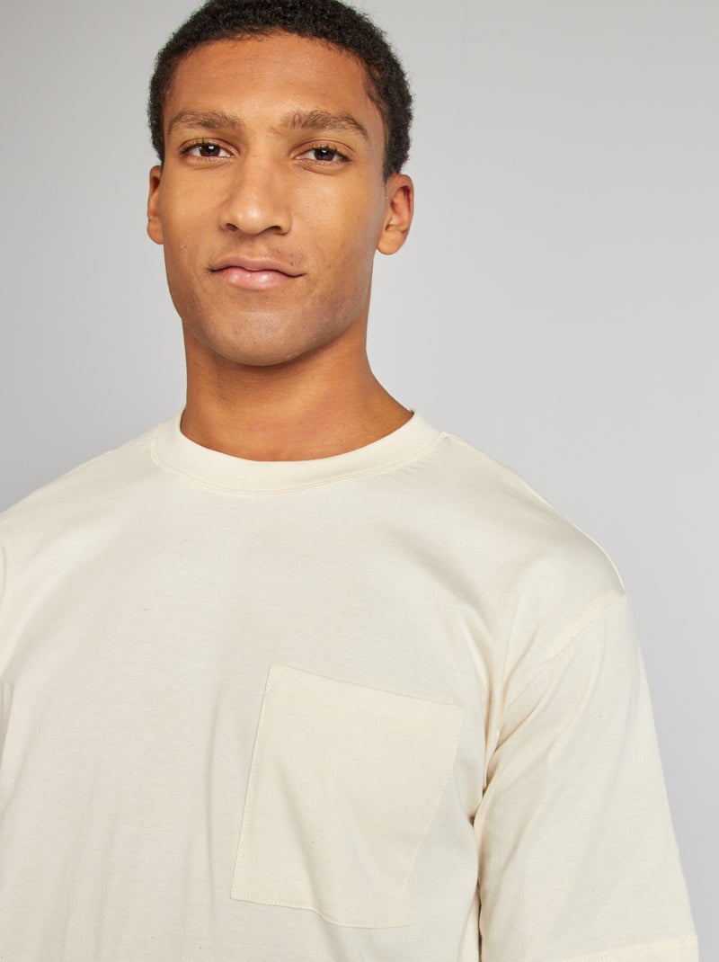 T-shirt uni avec poche poitrine Ecru - Kiabi
