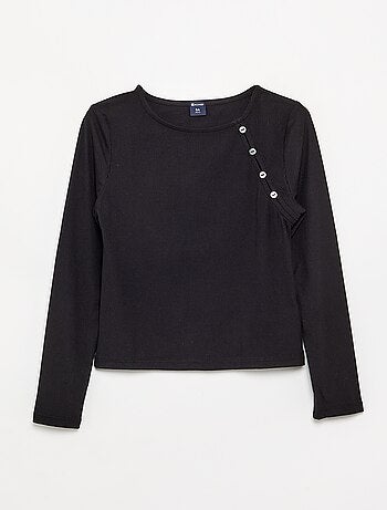T-shirt uni en maille côtelée avec épaule boutonnée