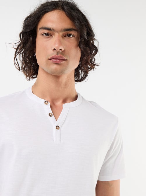 T-shirt uni pour homme à col tunisien - Kiabi