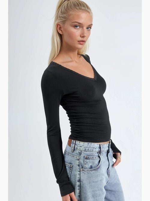 T-shirt v-hals lange mouwen kantdetail busem - Kiabi T-shirt v-hals lange mouwen kantdetail busem - Kiabi
